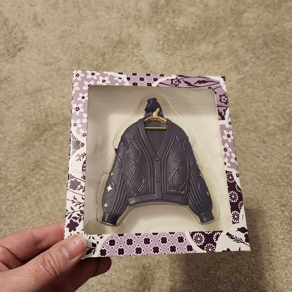 🎅 Speak Now Purple Cardigan Ornament Taylor Swift Christmas - Picture 1 of 5